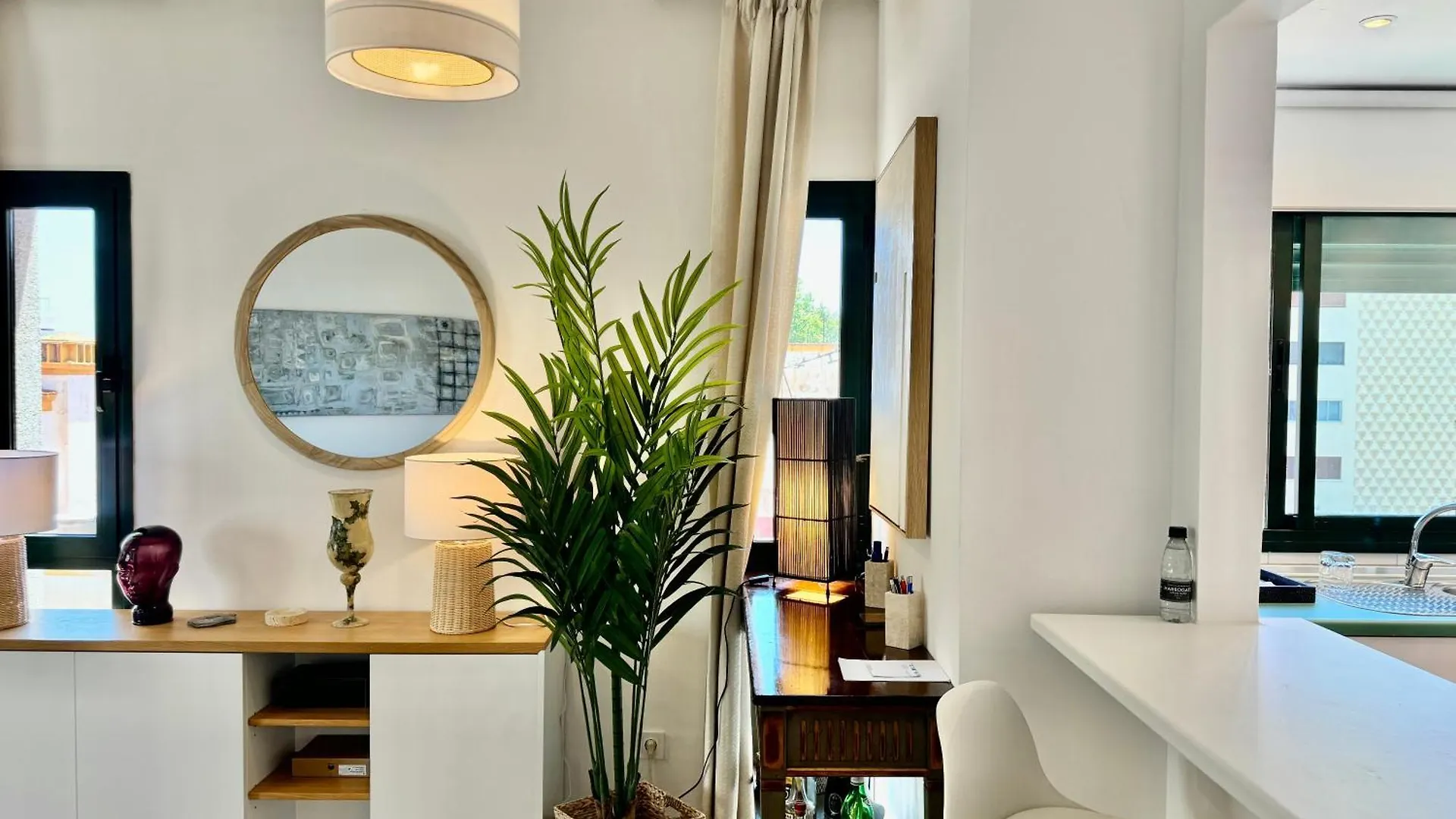 Rs 12 Luxury Center Of Marbella - Eaw Homes Apartment