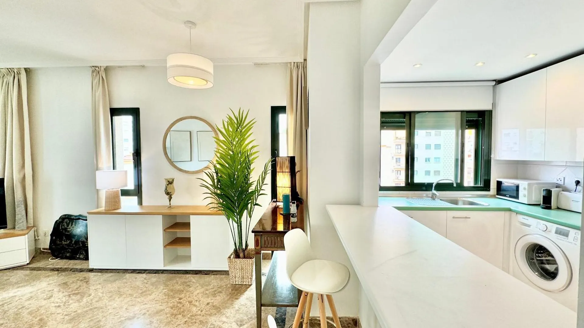 Rs 12 Luxury Center Of Marbella - Eaw Homes Apartment