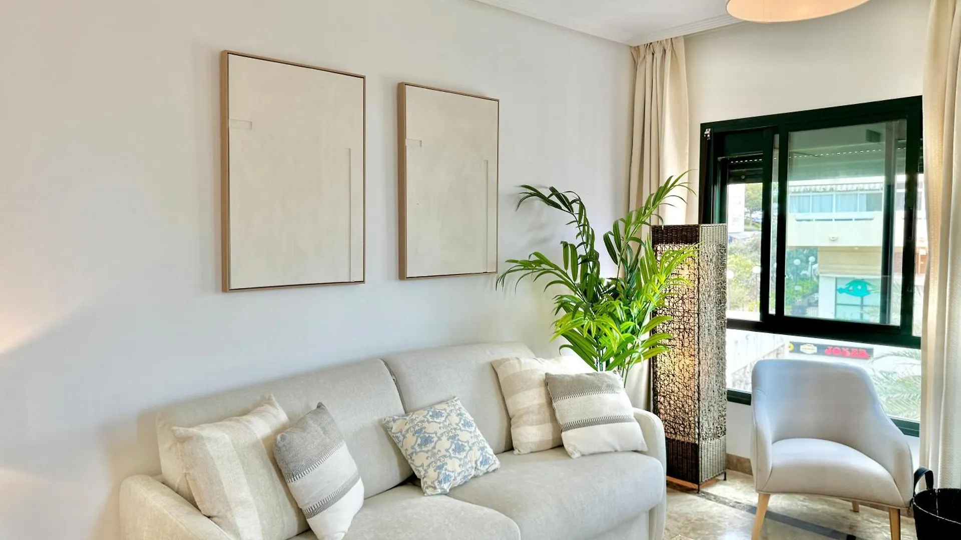 Rs 12 Luxury Center Of Marbella - Eaw Homes