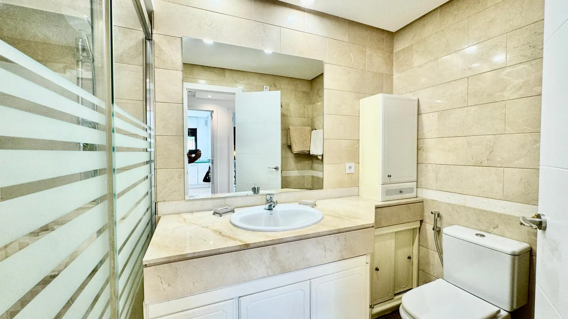 Rs 12 Luxury Center Of Marbella - Eaw Homes